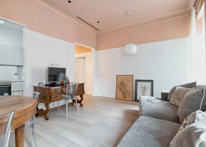 Daire Fontana Di Trevi!! Comfy&elegant 3bedroom 2bath Roma