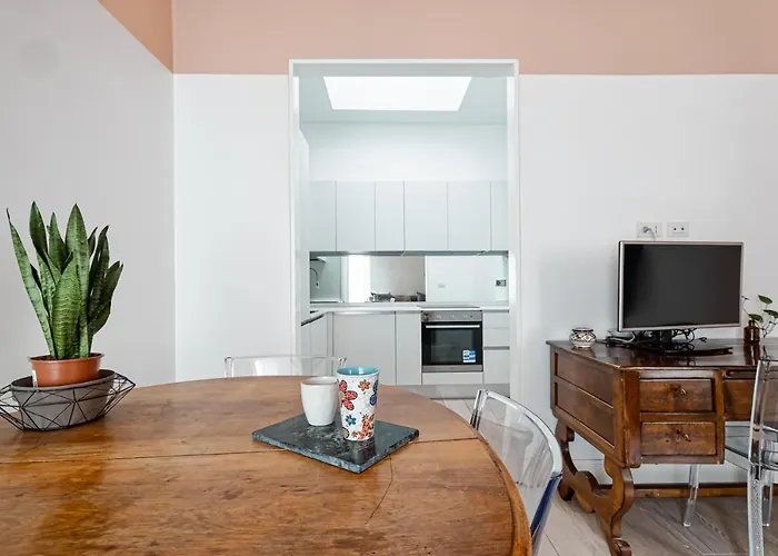 Fontana Di Trevi!! Comfy&elegant 3bedroom 2bath Roma