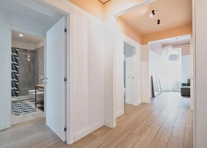 Fontana Di Trevi!! Comfy&elegant 3bedroom 2bath Daire *