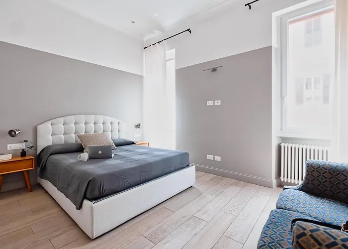 Fontana Di Trevi!! Comfy&elegant 3bedroom 2bath * Roma